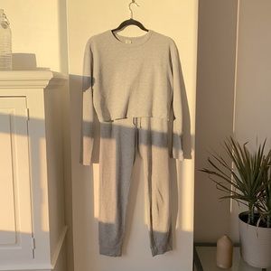 Sunday Best grey 2-piece lounge set